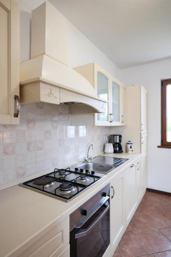 Villa Ena With Pool & Jacuzzi Donji Kasic Esterno foto